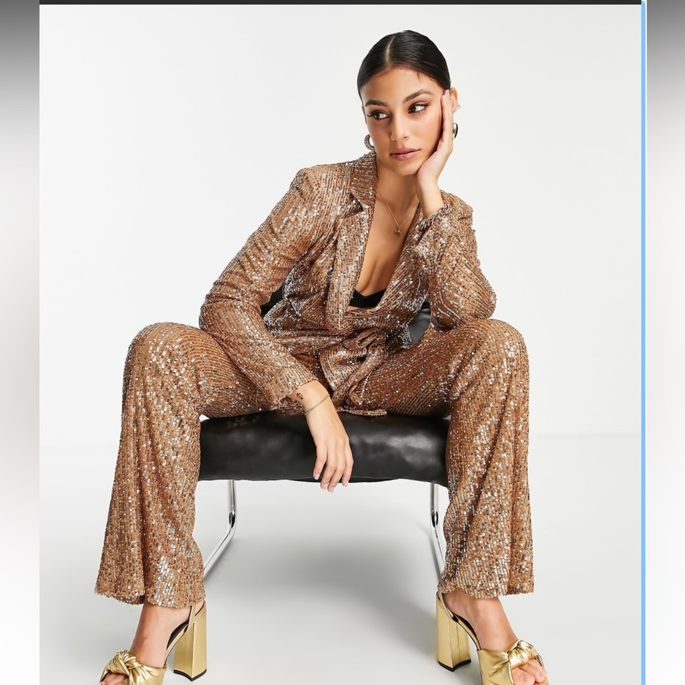 ASOS DESIGN jersey sequin wrap suit blazer in rose gold - Picture 2 of 7